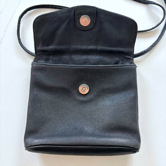 Fossil Vintage Leather Crossbody Bag Classic Black w Silver Snap Flap Pockets - Picture 5 of 8